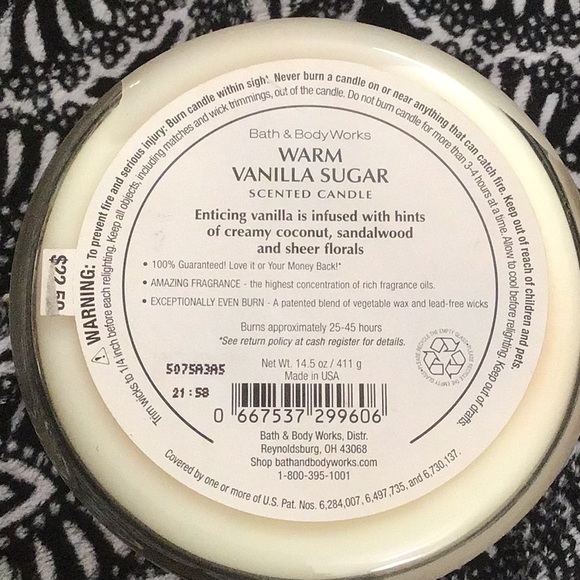 Bath and body works warm vanilla sugar candle - Picture 3 of 3